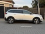 Peugeot 5008 GT 1.2 Hybrid 136PK e-DCS6 Automaat Navigatie, Rondomzichtcamera, Keyless, Adaptieve Cruise Control, Apple Carplay, Android Auto