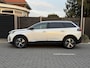 Peugeot 5008 GT 1.2 Hybrid 136PK e-DCS6 Automaat Navigatie, Rondomzichtcamera, Keyless, Adaptieve Cruise Control, Apple Carplay, Android Auto