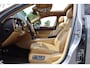 Bentley Flying Spur 6.0 W12 561PK Nl auto|Schuifdak|Carplay|Luxe leder|Soft close|Luchtvering|incl. Btw|Nw Prijs 248.000|Luchtvering|Youngtimer