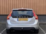 Volvo V60 1.6 DRIVe Kinetic | Handel / Export | Cruise Control | Trekhaak | Parkeersensoren Achter | Navigatie | Bluetooth | Airconditioning |