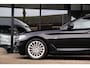 BMW 5-Serie Touring 530d High Executive Sport HUD Pano ACC 360° Carplay Stuurwielverwarming Trekhaak Lane