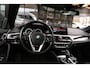 BMW 5-Serie Touring 530d High Executive Sport HUD Pano ACC 360° Carplay Stuurwielverwarming Trekhaak Lane