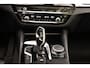 BMW 5-Serie Touring 530d High Executive Sport HUD Pano ACC 360° Carplay Stuurwielverwarming Trekhaak Lane