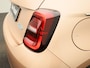 Fiat 500e 500e 42 kWh La Prima | ACHTERUITRIJCAMERA | STOELVERWARMING | APPLE CARPLAY | LEDEREN BEKLEDING |