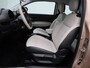 Fiat 500e 500e 42 kWh La Prima | ACHTERUITRIJCAMERA | STOELVERWARMING | APPLE CARPLAY | LEDEREN BEKLEDING |
