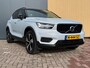 Volvo XC40 T5 Twin Engine 262pk Geartronic R-Design | NL Auto | Pano H&K | Trekhaak | ACC | Stoel/Stuurverwarming | 360 Camera |
