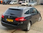 Peugeot 308 SW 1.2 PureTech Blue Lease Premium/ AUTOMAAT/ nap/2e EIG/ dealeronderhouden/ 1jaar apk/ volle opties/ zeer nette auto.