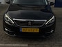 Peugeot 308 SW 1.2 PureTech Blue Lease Premium/ AUTOMAAT/ nap/2e EIG/ dealeronderhouden/ 1jaar apk/ volle opties/ zeer nette auto.