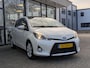 Toyota Yaris 1.5 Full Hybrid Dynamic | Dealer OH | Pano | Cruise Control | Climate Control | Keyless | Camera | Half-leer | Parelmoer wit