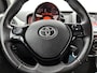 Toyota Aygo 1.0 VVT-i x-play | Airconditioning | Metallic lak | Cruise control |