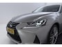 Lexus IS 300h Hybrid Luxury | Trekhaak | Leer | Camera | Navigatie | PDC | Keyless Entry/Start | Adap. Cruise | Stoelventilatie |