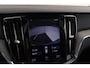 Volvo V60 2.0 T8 Twin Engine AWD Momentum Pro | Panoramadak | Camera | CarPlay | Comfortstoelen |
