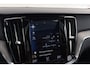 Volvo V60 2.0 T8 Twin Engine AWD Momentum Pro | Panoramadak | Camera | CarPlay | Comfortstoelen |