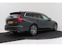 Volvo V60 2.0 T8 Twin Engine AWD Momentum Pro | Panoramadak | Camera | CarPlay | Comfortstoelen |