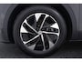Volkswagen ID.4 Business 77 kWh | Uitklap Trekhaak | Org NL | Camera | CarPlay | Elek. Stoelverstelling | Sportstoelen |
