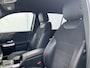Mercedes-Benz GLB 7-Pers 180 AMG Line 7-Pers Pano Trekhaak Stoelverw Led NL-Auto |AMG!|