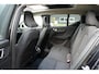 Volvo XC40 B3 Momentum Business | Dealeronderhouden | Panoramadak | Adaptive cruise control | 18" Lichtmetalen velgen | BLIS | Volvo on Call |