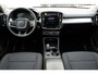 Volvo XC40 B3 Momentum Business | Dealeronderhouden | Panoramadak | Adaptive cruise control | 18" Lichtmetalen velgen | BLIS | Volvo on Call |