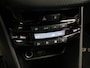Peugeot 2008 1.2 PureTech Féline Sport (NAVI,CLIMATE,CRUISE,LEDER/ALCANTARA,GETINT,TREKHAAK,SPORTSTOELEN,LM VELGEN,NETTE STAAT)