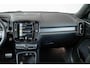 Volvo XC40 T5 Recharge R-Design | Panoramadak | Premium audio by Harman Kardon | Verwarmbare voorstoelen en achterbank | Verwarmbaar stuurwiel | Elektrische bedienbare voorstoel | 360° Parkeercamera | Parkeersensoren voor + achter