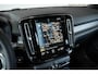 Volvo XC40 T5 Recharge R-Design | Panoramadak | Premium audio by Harman Kardon | Verwarmbare voorstoelen en achterbank | Verwarmbaar stuurwiel | Elektrische bedienbare voorstoel | 360° Parkeercamera | Parkeersensoren voor + achter