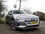 Audi E-tron 50 quattro Business edition Plus 71 kWh 3-Fase 2e-Eig. & Dealer-Onderh. BOVAG-Garantie. NL-Auto.
