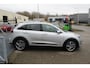 Kia Niro Hybrid 1.6 GDi Design edition/1ste Eigenaar/Navigatie/Achteruitrijcamera/Trekhaak/Apple carplay/Cruise control/Licht metalen velgen/Privacy glas/Lane assist