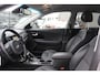 Kia Niro Hybrid 1.6 GDi Design edition/1ste Eigenaar/Navigatie/Achteruitrijcamera/Trekhaak/Apple carplay/Cruise control/Licht metalen velgen/Privacy glas/Lane assist