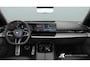 BMW i5 M60 xDrive M-Sport Pro | Bowers & Wilkins | Keyless | Elek. trekhaak | Iconic glow | Panorama | Stoelventilatie/verwarming | Driving Ass. Prof | 360° camera | 21' inch |