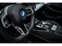 BMW i5 M60 xDrive M-Sport Pro | Panorama | Bowers & Wilkins | 4 wielbest. | Iconic glow | Stoelventilatie/verwarming | Driving Ass. Prof | 360° | 21' inch |