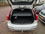 Volvo V60 2.0T 163PK B3 Hybrid R-Design + 20"/ Navi/ Ad.Cruise/ Clima/ Full-LED/ Winterpakket/ Camera/ Trekhaak/ NL auto