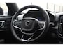Volvo EX40 Single Motor Extended Range Plus 82 kWh / Lounge Pakket / Extra getint glas / 360 Camera / 20'' velgen / Panoramadak / Zwart dak / Harman Kardon / Microtech/Nubuck