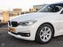 BMW 3-Serie Gran Turismo 320d Luxury Panoramadak HUD Leder Trekhaak Bi-xenon Stoelverwarming Navigatie