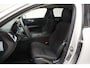 Volvo V60 2.0 B3 Momentum Advantage Aut. [ LED Navi Stoelverwarming Camera ]
