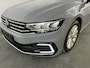 Volkswagen Passat Variant 1.4 TSI PHEV GTE Business / AUTOMAAT/ PARK.SENSOREN V+A/ CAMERA/ APP-CONNECT/ STOEL VERWARMING/ ACC/ NAVI/ DAB/ CLIMA/ LANE-ASSIST/ ISOFIX/ 17'' LMV