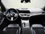 BMW 3-Serie Touring 318i M-Performance * 20 INCH * 330 PK * EYE-CATCHER !!