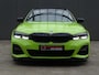 BMW 3-Serie Touring 318i M-Performance * 20 INCH * 330 PK * EYE-CATCHER !!