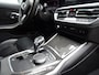 BMW 3-Serie Touring 318i M-Performance * 20 INCH * 330 PK * EYE-CATCHER !!