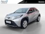 Toyota Aygo X 1.0 VVT-i MT Play | Airco| Achteruitrijcamera| Adaptieve cruise control| Automatische verlichting|
