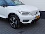 Volvo XC40 Recharge P8 408pk AWD R-Design | Camera | Winterpakket | Trekhaak