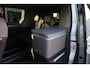 Volkswagen California 180KW-245PK, Hybride, Camper, Standkachel, Keuken met Koelkast, gaspit, stromend water, 230V, elektrisch hef dak, Luifel, slaapmogelijkheid 2 persoon bed, 4 zitplaatsen, watertank, handdouche, vele opberg mogelijkheden,