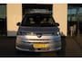 Volkswagen California 180KW-245PK, Hybride, Camper, Standkachel, Keuken met Koelkast, gaspit, stromend water, 230V, elektrisch hef dak, Luifel, slaapmogelijkheid 2 persoon bed, 4 zitplaatsen, watertank, handdouche, vele opberg mogelijkheden,