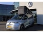 Volkswagen California 180KW-245PK, Hybride, Camper, Standkachel, Keuken met Koelkast, gaspit, stromend water, 230V, elektrisch hef dak, Luifel, slaapmogelijkheid 2 persoon bed, 4 zitplaatsen, watertank, handdouche, vele opberg mogelijkheden,
