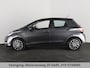Toyota Yaris 1.5 HYBRID ACTIVE AUTOMAAT GARANTIE 8-2030! 100% ONDERHOUDEN . CAMERA . CRUISE CONTROL . ELEKTRISCHE RAMEN VOOR