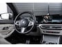 BMW 3-Serie Touring 318i M Panorama Carplay Leder NL AUTO