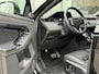 Land Rover Range Rover Evoque 1.5 P300e AWD R-Dynamic SE Black Style|Schuif/kantel dak|Meridian|Sfeer|Winterpakket