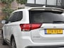 Mitsubishi Outlander 2.0 Business Edition Navigatie Carplay Alcantara Bekleding 18 inch velgen Elektrische achterklep