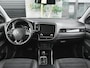 Mitsubishi Outlander 2.0 Business Edition Navigatie Carplay Alcantara Bekleding 18 inch velgen Elektrische achterklep