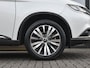 Mitsubishi Outlander 2.0 Business Edition Navigatie Carplay Alcantara Bekleding 18 inch velgen Elektrische achterklep