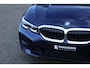 BMW 3-Serie Touring 330e Business Edition Plus Individual / Leder / LED /